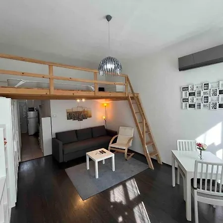Apartment Comfy Near The Centre Budapest